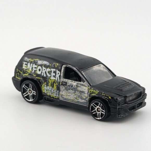 Hot Wheels Diecast Sports Car Bundle โ 13 Collectible Models (2001-2012) - Picture 5 of 14